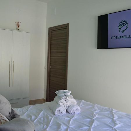 Emerella Guest House Siderno Beach المظهر الخارجي الصورة
